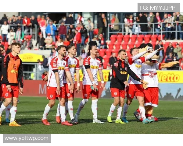 雷根斯堡主场迎战德累斯顿期待精彩对决与激烈竞争